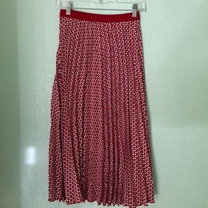 Max Studio pleated skirt